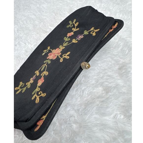 Vintage 50's-60's Black Embroidered Floral Clutch Purse with Gold Clasp formal - Picture 7 of 11